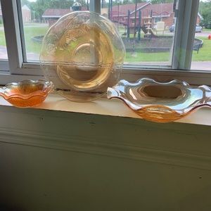 Yellow plate set